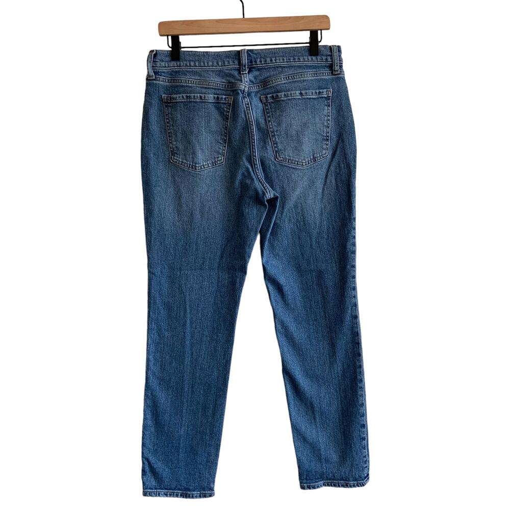 Old Navy Size 6 Mid Rise Boyfriend Jeans - Picture 2 of 7